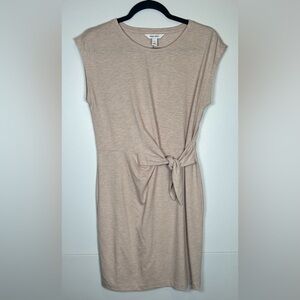 NWOT Nine West Tan Short Sleeve Dress. Size Small. Casual. Comfortable. Layers!